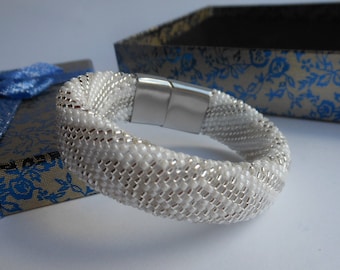 Idde de Obatala pulsera con cuentas ilde de mazos Obatala pulsera inspirada pulsera blanca Orisha pulsera Yoruba espiritual Santeria cuentas