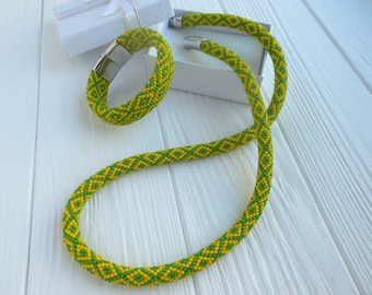 Orula collar Ifa Babalawos Elekes Orishas, Religious Santeria bead necklace and bracelet , Green and yellow beaded necklace