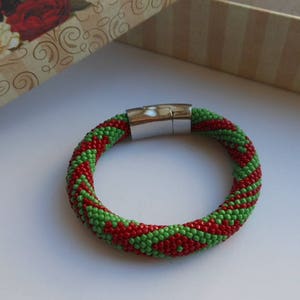 Yoruba bracelet Yoruba jewelry Ilde Orunmila Bead Bracelet green and brown beads Idde de Orula Crochet bead Bracelet Santeria charm bracelet