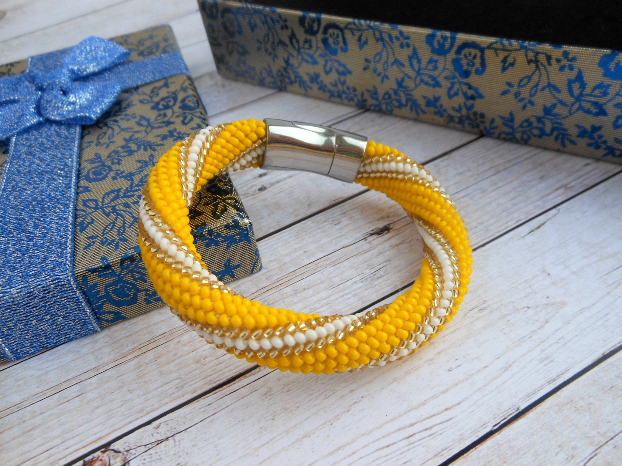 Ilde de Oshun Yoruba bracelet Oshun beads Oshun bracelet Etsy