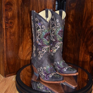 Tony Lama Women&#39;s Tucson Cowboy Boots with Swarovski Crystals
