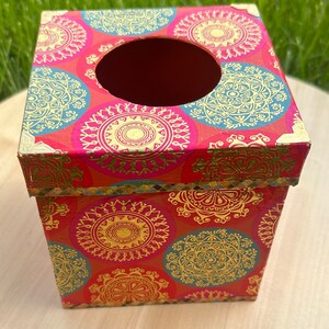 Soporte para caja de pañuelos hecho a mano, caja de pañuelos de madera con decoupage para decoración del hogar, cubierta para caja de pañuelos, caja de pañuelos roja, soporte para caja de pañuelos de tocador