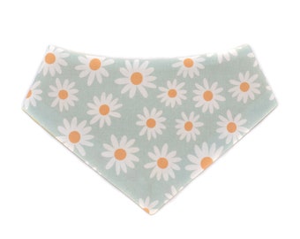 The Daisy pet bandana