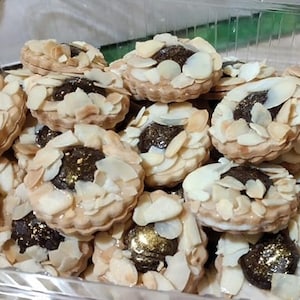 Arabic sweets, Special event sweets, Moroccan Sweets, Delicious sweets, Handmade sweets, Moroccan food, Exotic sweets,