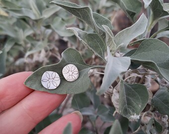 Circle silver studs