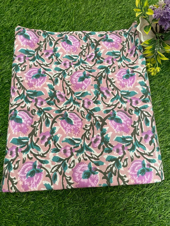 purple floral dress fabric Vintage 40s 50s Floral Fabric 35w Purple