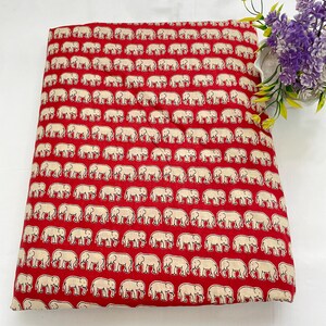 Rot Und Beige Elefanten Print Stoff, Weicher Stoff, Nachhaltige Mode, 100% Baumwolle, Nähstoff, Kleider Material Schüttgut