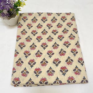 Tissu imprimé buti crème et rose, imprimé original, tissu à coudre, mode durable 100 % coton, matériau de la robe par mètre
