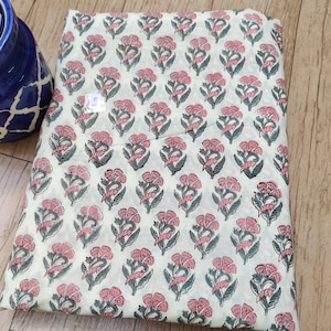 Schöner Blumendruck , Floraler Druck, Nachhaltige Mode 100% Baumwolle, Nähstoff, Kleidermaterial Massenware