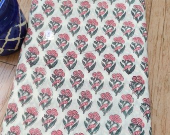 Beautiful Floral Print , Floral Print, Sustainable Fashion 100% Cotton, Sewing Fabric, Dress Material By Yard