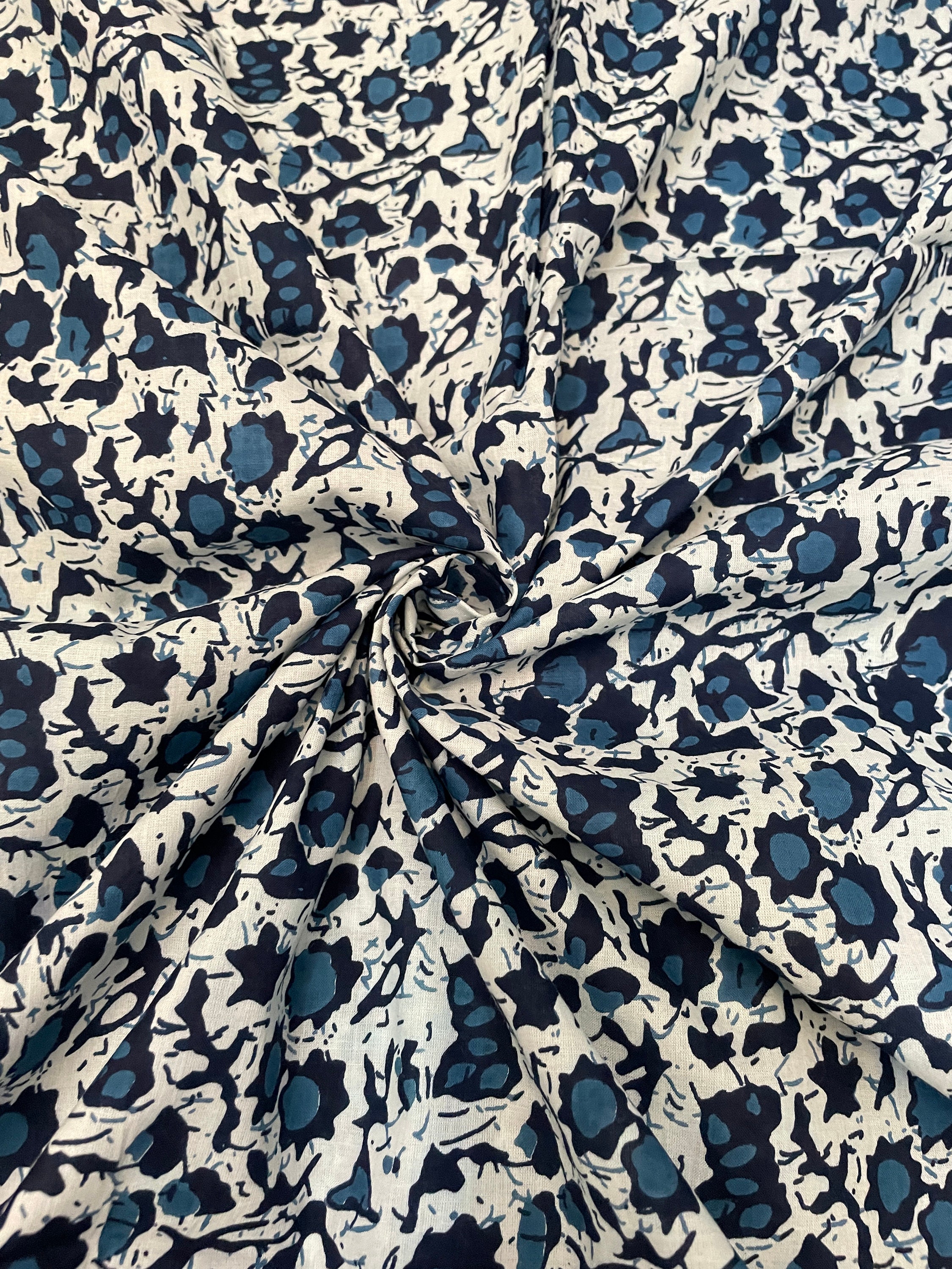 Blue and White Floral Print Fabric, 100% Soft Cotton Sewing Fabric,  Sustainable Fashion, Dress Material by Yard - Etsy