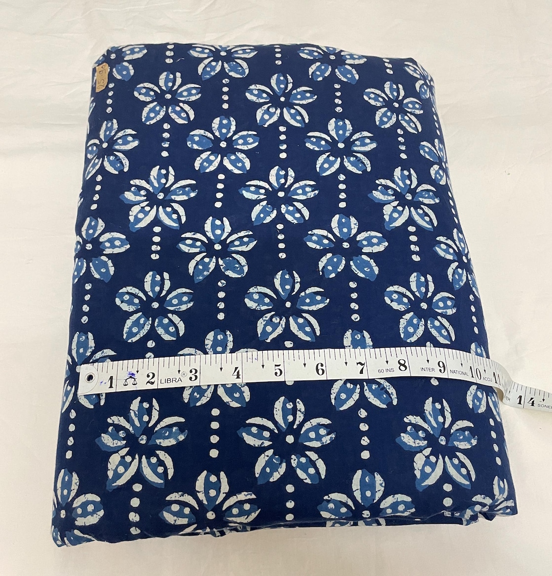 Blue and White Flower Print Fabric, Soft Fabric, Sustainable Fashion, 100%  Cotton, Sewing Fabric, Dress Material by Yard - Etsy