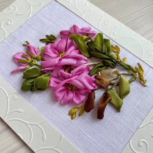 Carte de fleurs roses Carte de voeux brodée unique Effet 3D Broderie au ruban Carte double Anniversaire de maman Vendeur ukrainien
