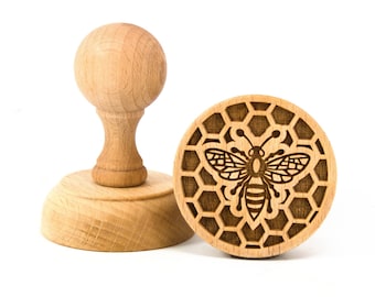 Bee Engraved Cookie Stamp - Baking Gift