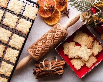 Scandinavian Engraved Rolling Pin: Beech Wood Cookie Stamp