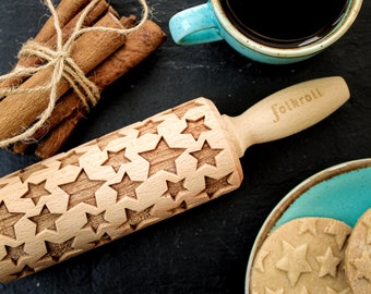 Rodillo grabado con estrellas: sello de madera de haya para galletas