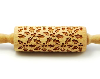 Rodillo con relieve de acebo: sello de madera de haya para galletas