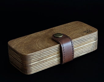 Plywood glasses case hard, wood and leather case for glasses, sunglasses case, natural materials, cognac tone