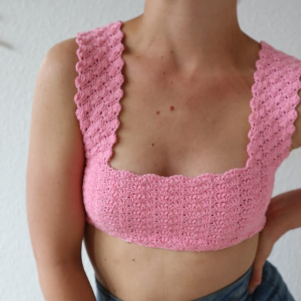 Elsa Romantic Bandeau Shell Stitch Laced Up Back Wide Straps Square Neck Crop Top Crochet Pattern + Video Tutorial (ENG/DA)