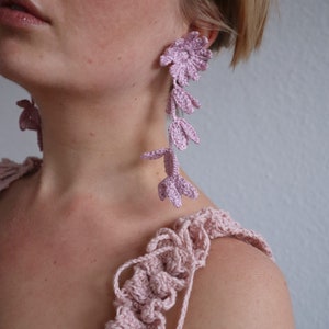 Crochet Milkmaid Romantic Top and Leaf Flower Earrings 2 Pattern in One Crochet Pattern + Video Aurelia Top (ENG/DA)