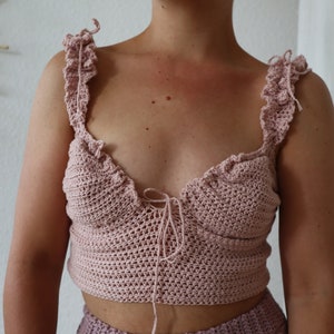 Crochet top Romantic Top Milkmaid with Bra Cups and String Ties and Ruffle Straps Aurelia Top Crochet Pattern + Video Tutorial (ENG/DA)