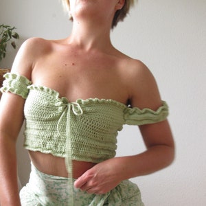 Allegra Shirred Milkmaid Top With Elastic Crochet Pattern (ENG/DA)