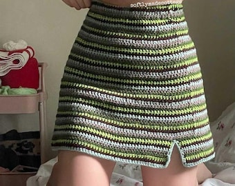 Keri Skirt with Invisible Elastic Waist and Slit Crochet Pattern (ENG/DA)