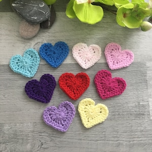 Applique a forma di cuore - Cuori all'uncinetto fatti a mano - Creazione di biglietti - Abbellimento - Decorazione per biglietti - Notion