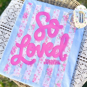 Camiseta "So Loved" Juan 3:16, Camiseta cristiana para mujer, Camiseta de fe, Camiseta con versículo bíblico, Camiseta inspiradora, Camiseta de iglesia, Ropa de fe adorable