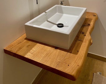 Lavabo in rovere massello con piano lavabo in legno massello bordo albero