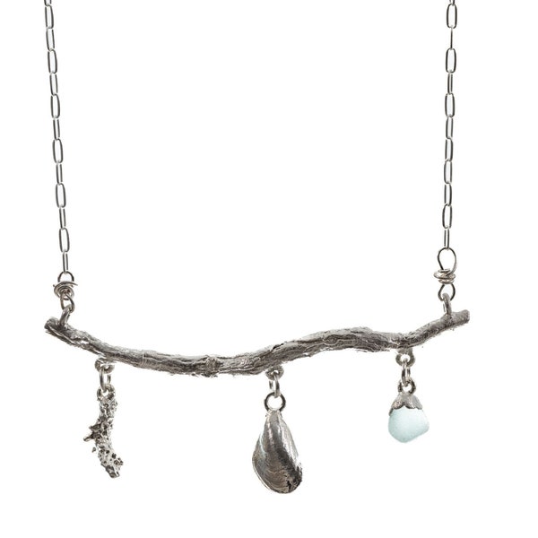 Collana in argento Beachcomber's Treasures con conchiglia, corallo e vetro marino