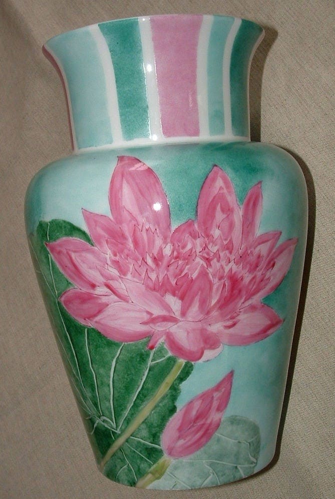 Vase/Potiche en Porcelaine de Limoges Motif Nénuphars/Fleur Lotus