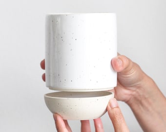 Speckled Ceramic Planter with Inbuilt Dish - Plant Saucer Tray - Modern Handmade Pottery - White Clay Flower Pot - Succulent/Indoor Garden