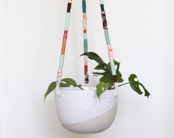 Handmade Hanging Ceramic Planter - Speckled White Flower Pot - Clay Basket Hanger - Modern Pottery - Plant Holder - Indoor Garden - Ceiling