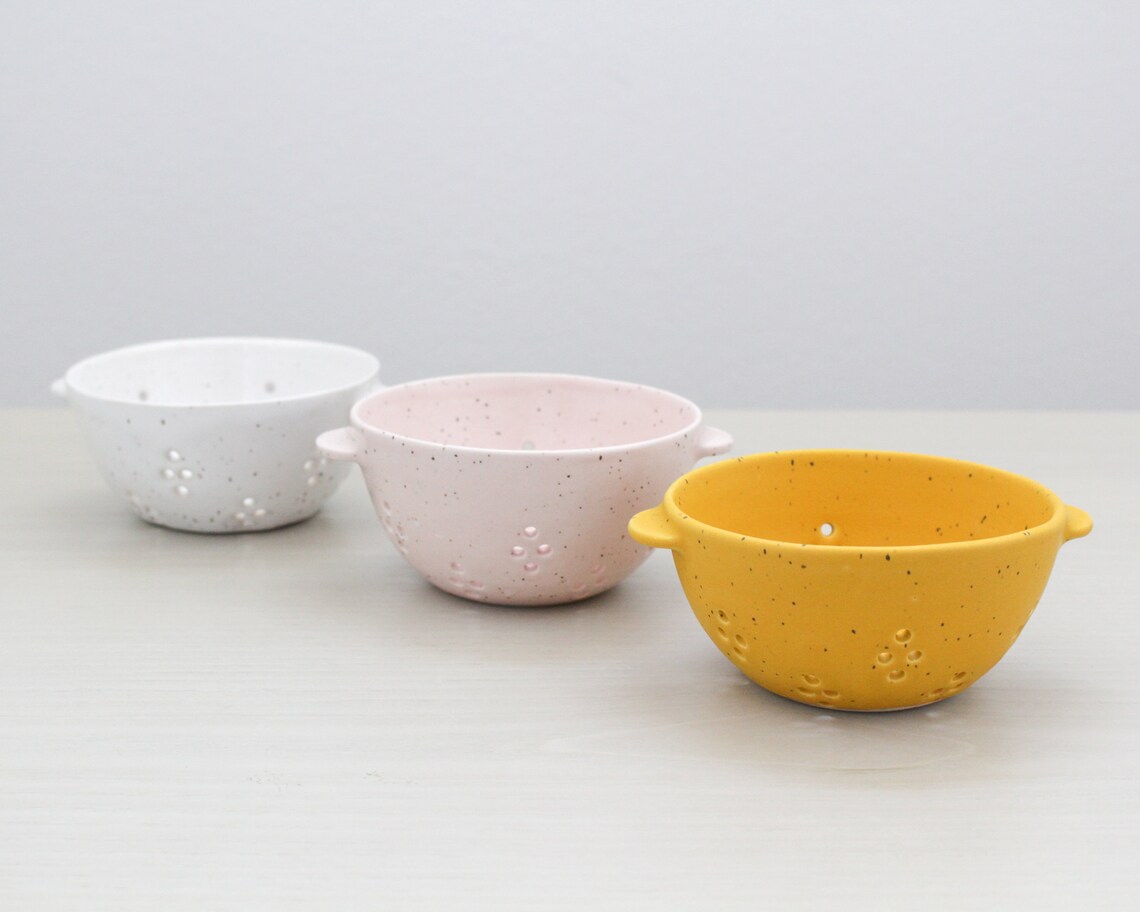 Ceramic Colander/Berry Bowl/Strainer Speckled White Pink Etsy