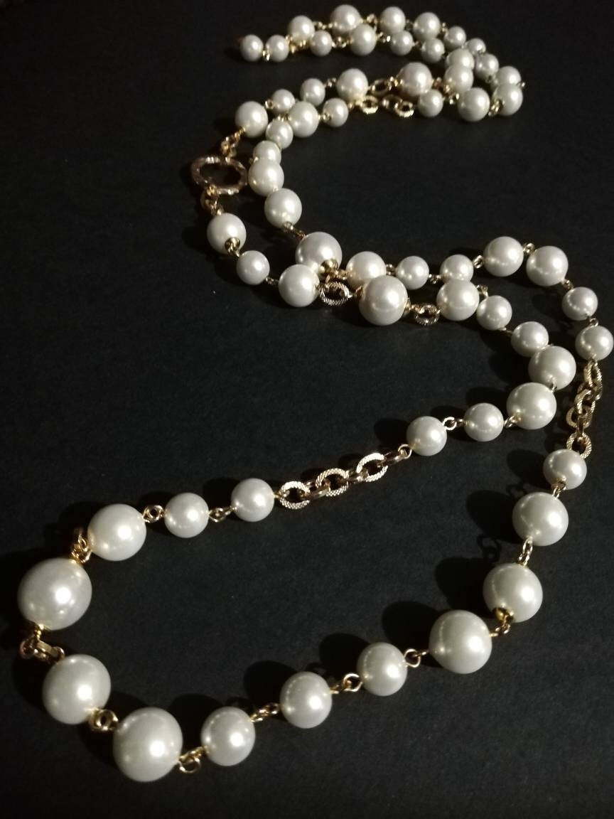 Long Pearl Necklace 50's Style Long Necklace With White Etsy
