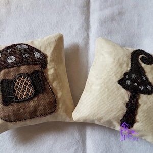 ITH Toadstool 1/2 Lavande Sac/Pouch/Pin Cushion conception de broderie de machine