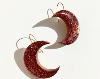 Moon earrings walnut wood upcycling pink gold glitter two colors French craft gift idea