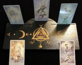 Oracle and Tarot, divinatory drawing board, esotericism