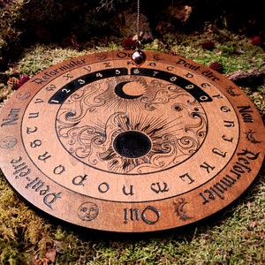 Plateau Ouija En Bois Fait Main – Gravure Horoscopes, 39x39cm, France