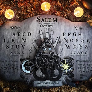 Ouija &quot;SALEM MAJESTUEUSE&quot;, Authentique Ouija Gravée dans le bois avec Pointeur en verre authentique, ésotérisme et spiritisme, Planche Ouija