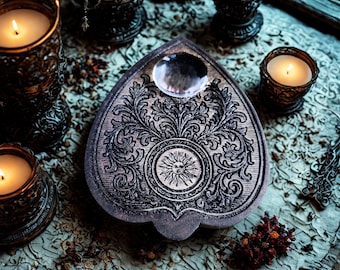 Engraved Wooden Ouija Pointer - Unique and Mystical Spiritual Accessory, Authentic Glass Magnifying Glass to Read Your Messages from the Beyond