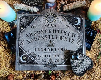 Authentic Ouija Board "Mystical Sun" in engraved wood, handmade, Explore the mysteries of "The Other World" with this Object.