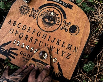 Ouija, Planchette, Ouijaboard, Advice and spiritualism table, Ouija board for esoteric ritual, esoteric and fantasy tool.
