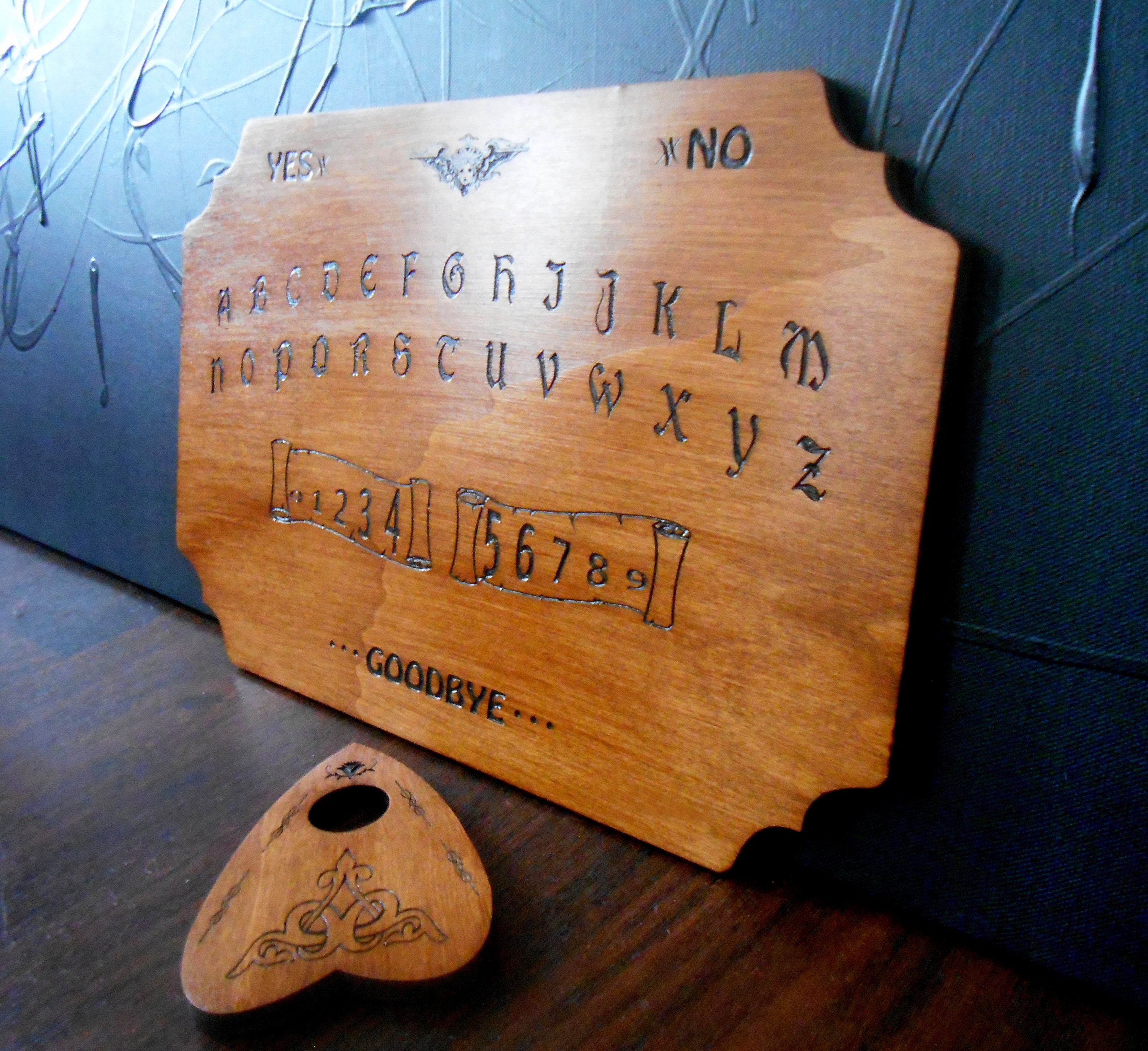 Ouija, Planche Ouija, Planchette Spiritisme, Occulte, de Divination, Oui-Ja, Guéridon