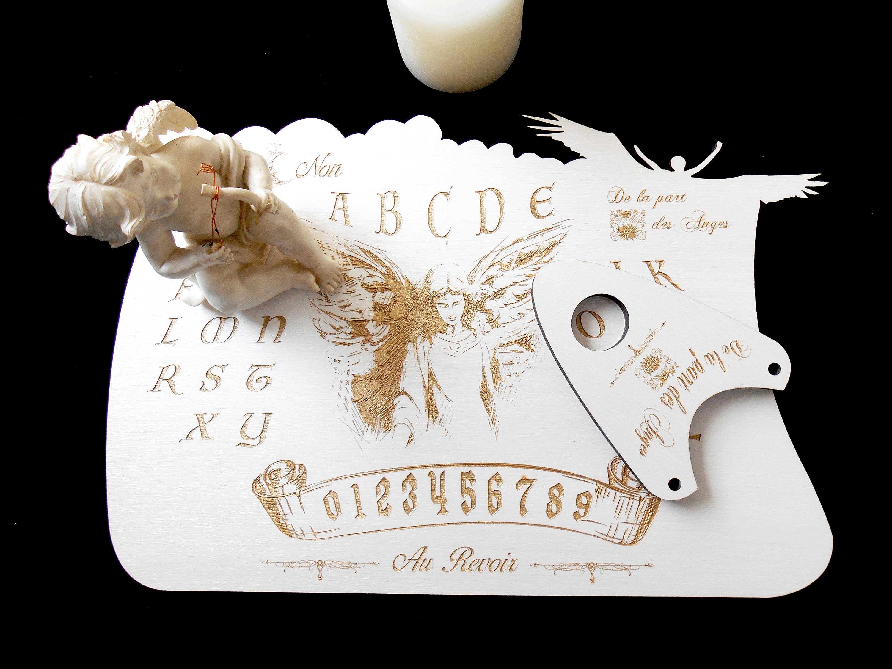 Ouija Blanche de La Part Des Anges Gravure sur Bois et Peint à Main