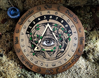 Esotericism and Divinatory Art, Pendulum, Divinatory Plateau, Wicca, Illuminati, Spiritual, Clairvoyance, Ritual, Magic and Witchcraft.
