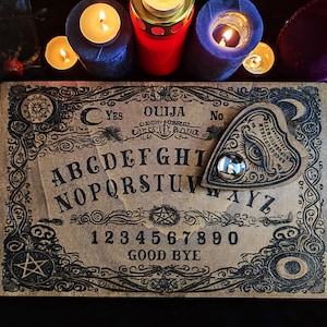 Vintage and Authentic Ouija Board, Wood Engraving with its Pointer and Glass Eye. Spiritism, Cabinet of Curiosities, Esotericism image 1