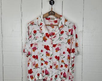 80's Floral Shirt, Vintage Blouse, Floral Blouse, Summer Blouse, Viscose Blouse, White and Red Blouse