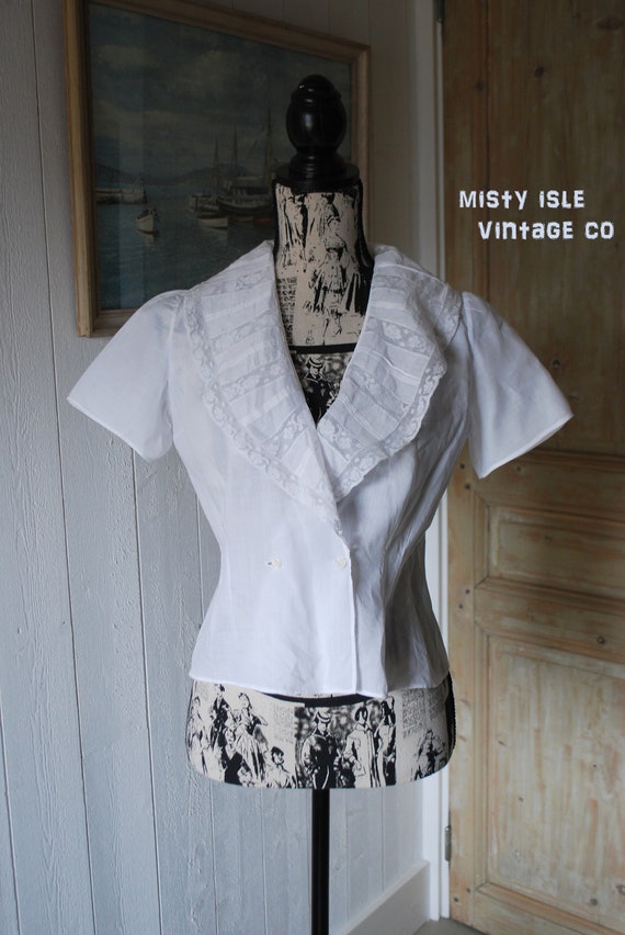 Antique White Blouse, Size: Small, White Cotton, A